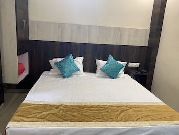 hotel brij residency