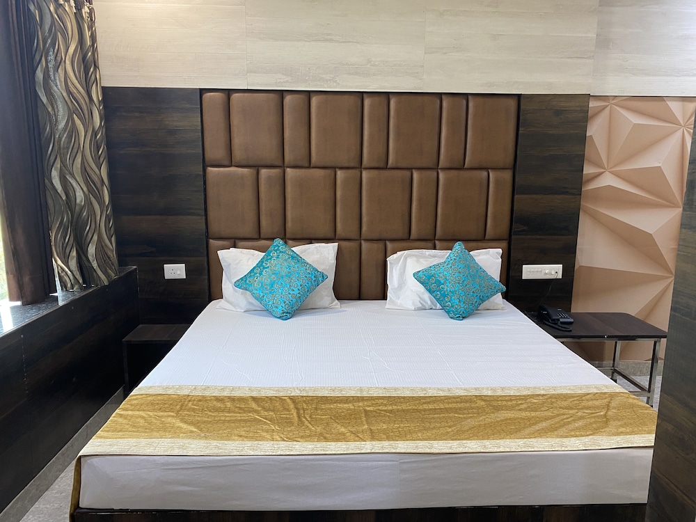hotel brij residency
