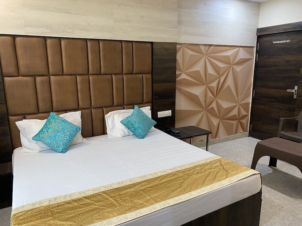 hotel brij residency