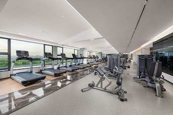 Holiday Inn Express Shenzhen Guangming Cloud Park, An Ihg Hotel,China>>Shenzhen,3 star