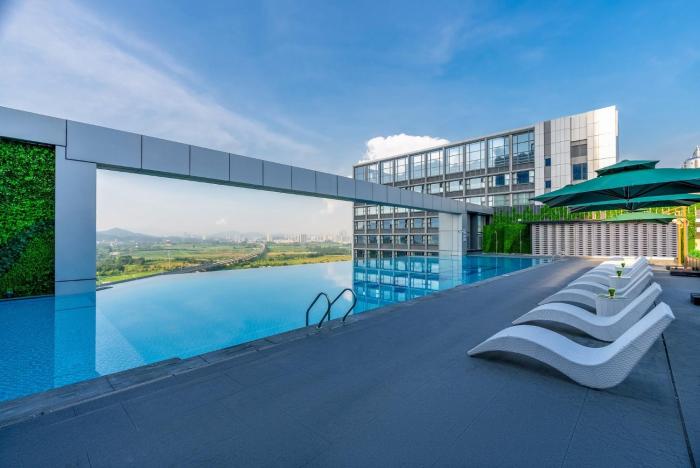 holiday inn express shenzhen guangming cloud park an ihg hotel