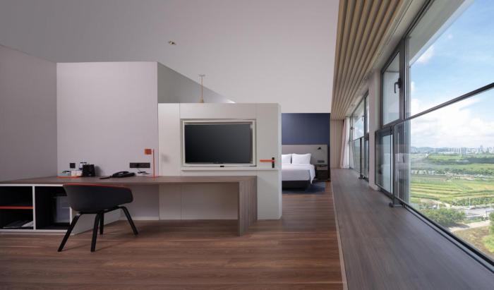 holiday inn express shenzhen guangming cloud park an ihg hotel