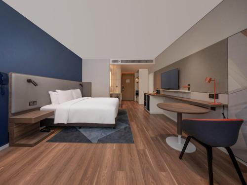 holiday inn express shenzhen guangming cloud park an ihg hotel