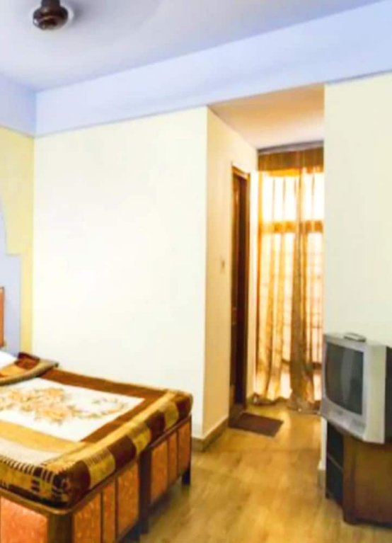 Radha Continental,Mallital - Nainital,2 star