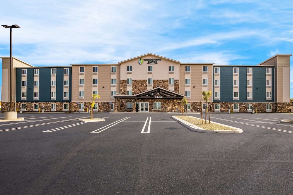 woodspring suites moreno valley