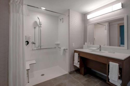 home2 suites by hilton savannah i95 north