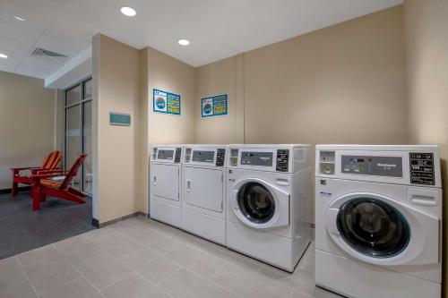 home2 suites by hilton savannah i95 north