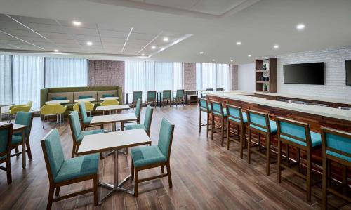 hampton inn by hilton hamilton