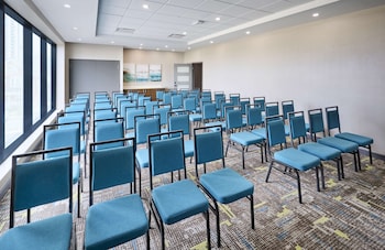 hampton inn by hilton hamilton