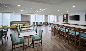 hampton inn by hilton hamilton