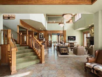 Orchard Hill,Santa Ysabel>>Julian,2.5 star