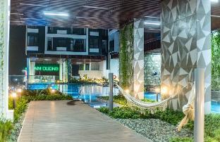 the emerald golf view