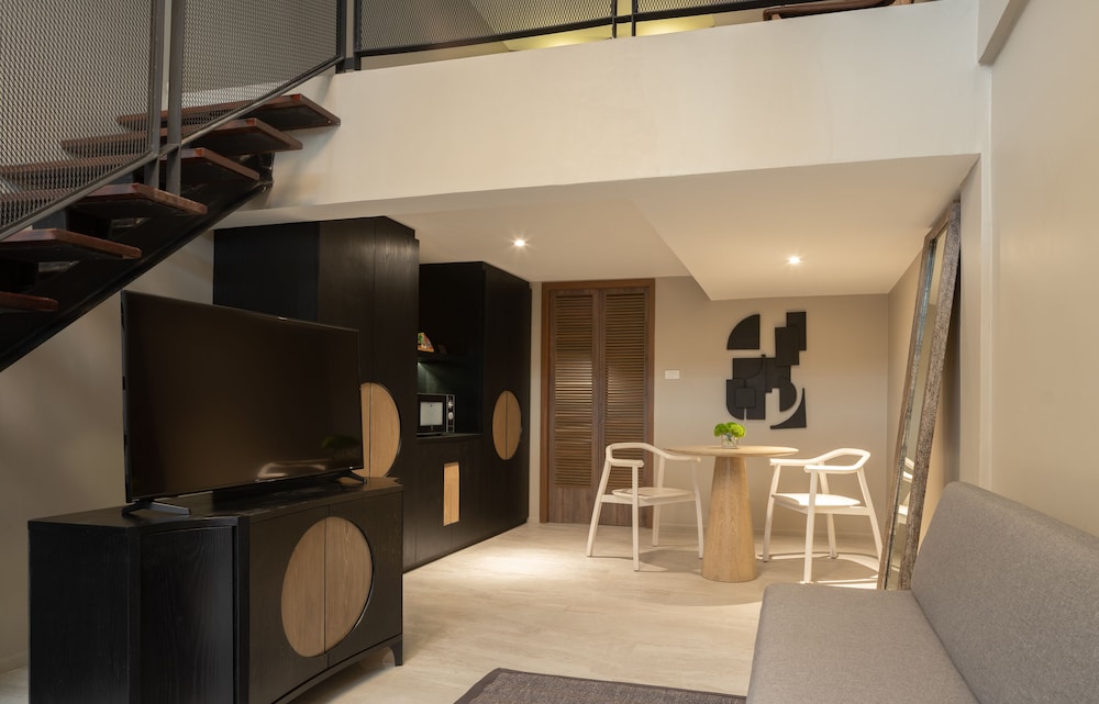 stay plus hotel bangkok