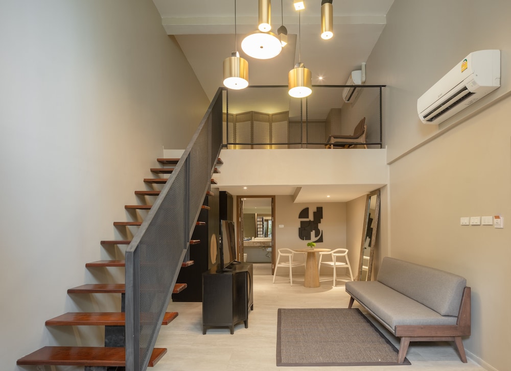 stay plus hotel bangkok