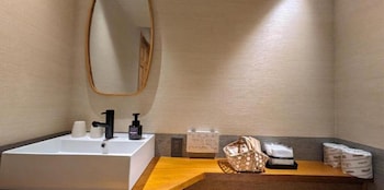hotel tomos asakusa