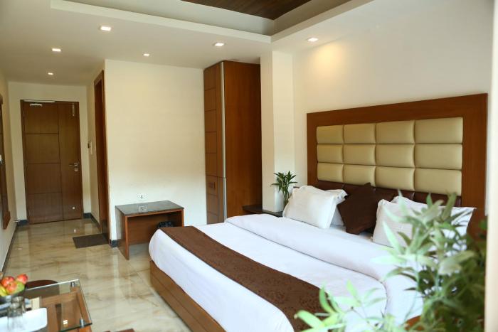 hotel devlok primal