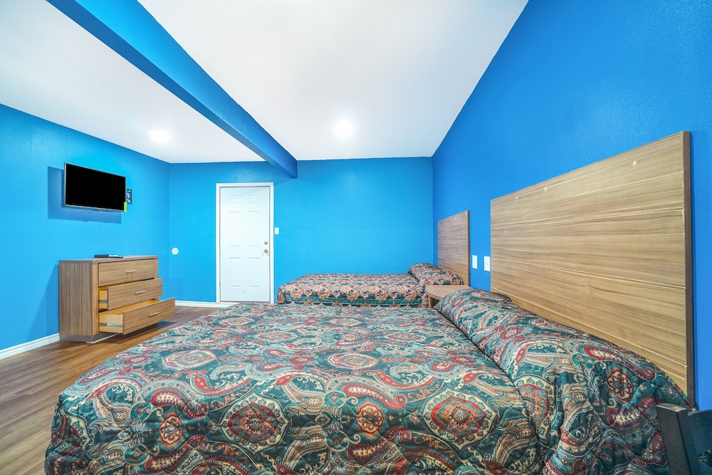 plaza motel corpus christi by oyo