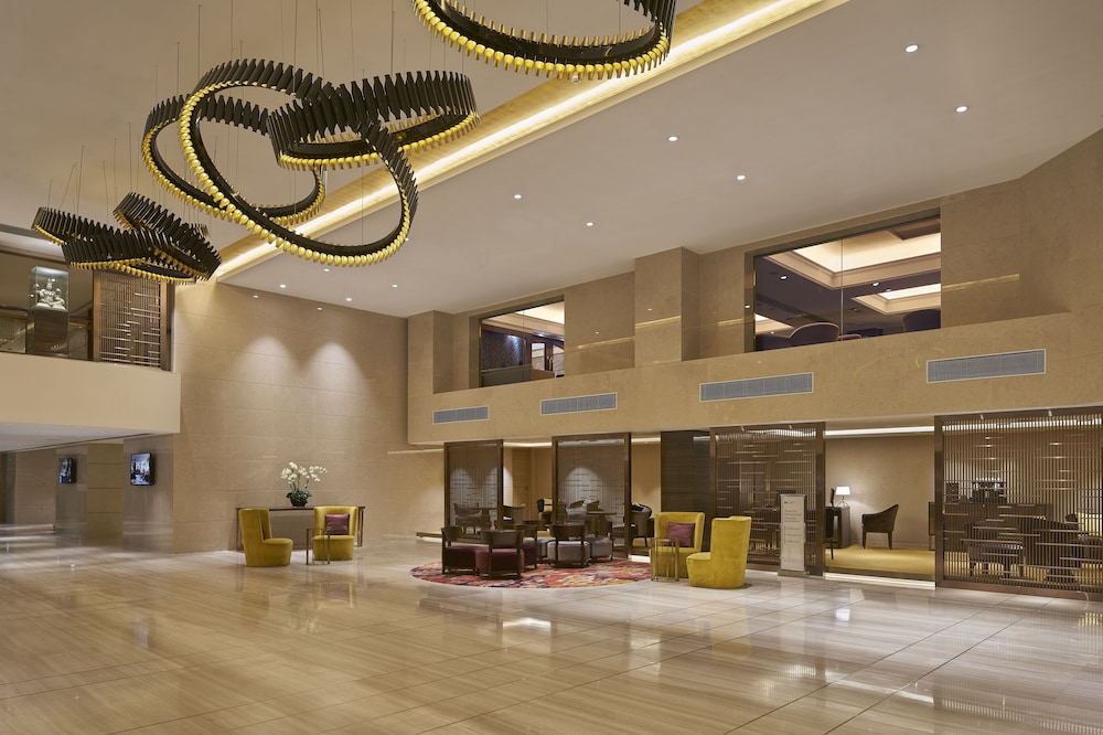 holiday inn golden mile hong kong by ihg