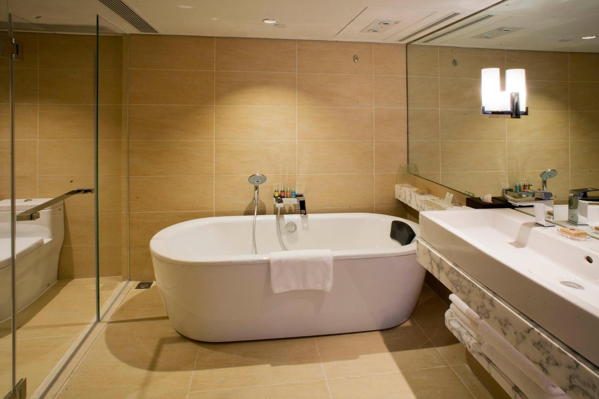 holiday inn golden mile hong kong by ihg