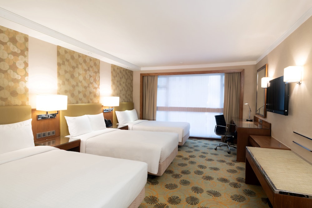 holiday inn golden mile hong kong by ihg