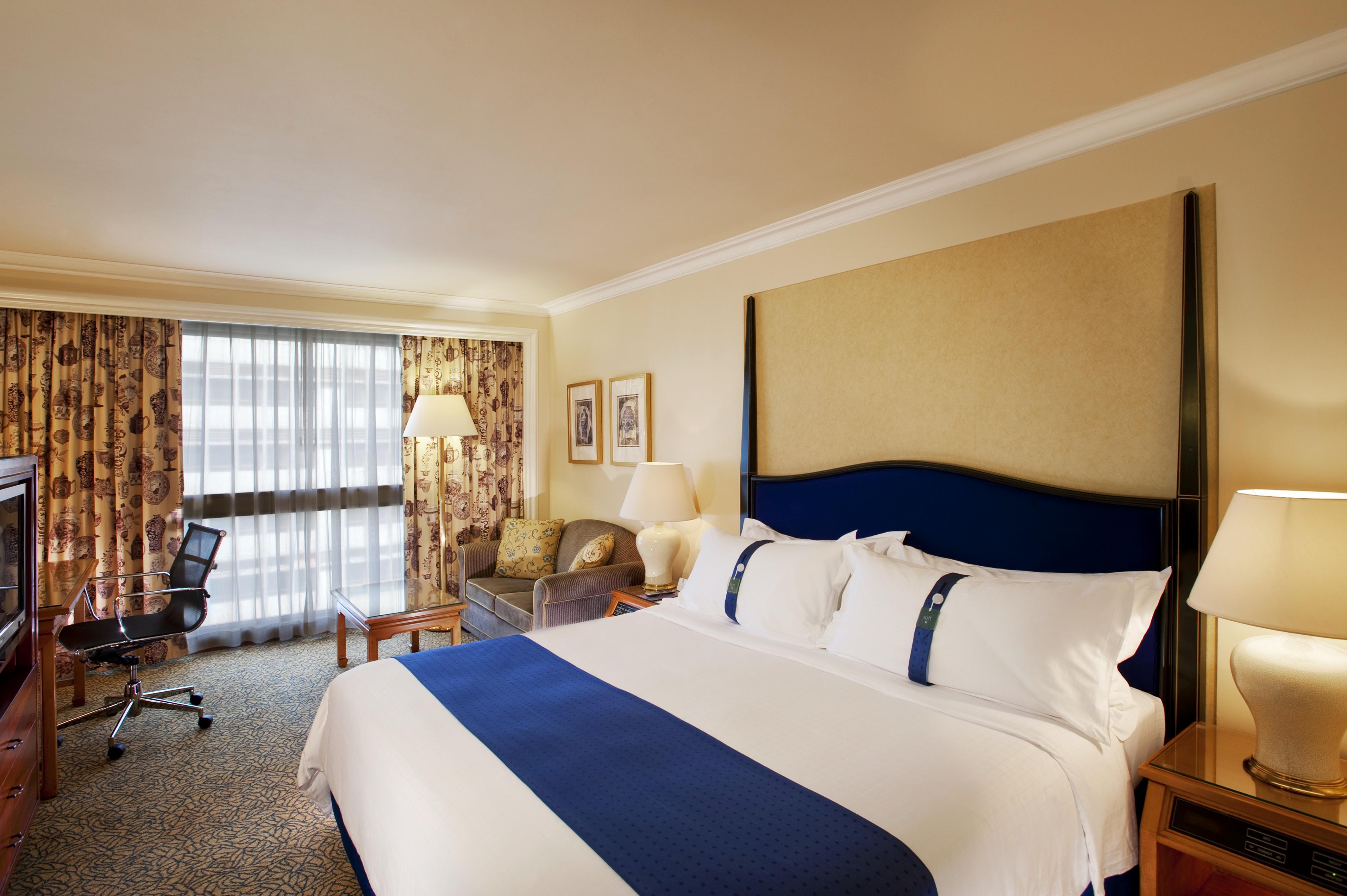 holiday inn golden mile hong kong by ihg