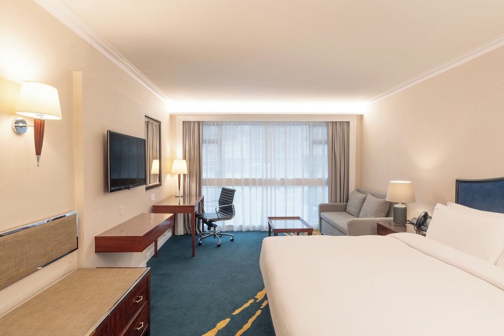 holiday inn golden mile hong kong by ihg