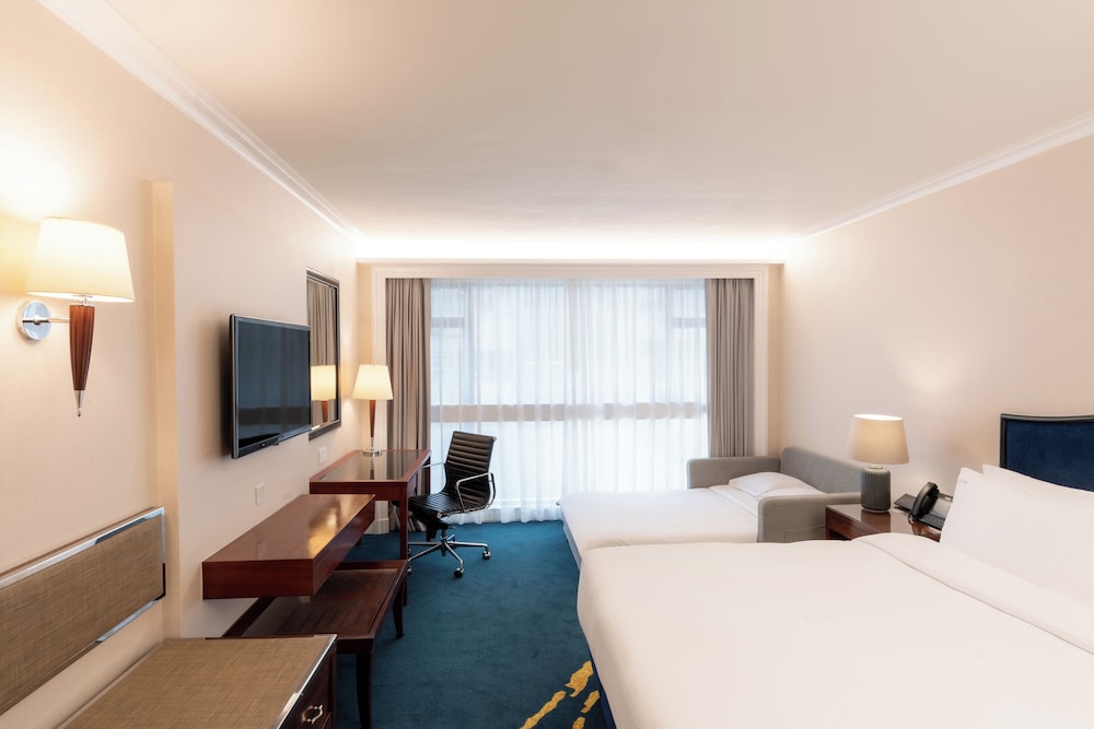 holiday inn golden mile hong kong by ihg