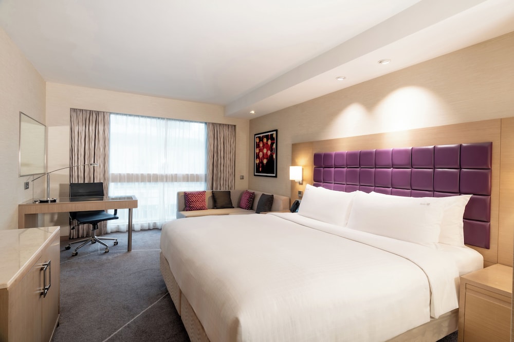 holiday inn golden mile hong kong by ihg