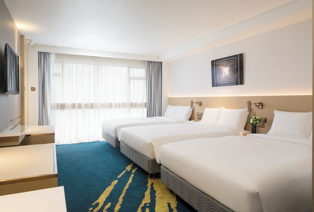 holiday inn golden mile hong kong by ihg