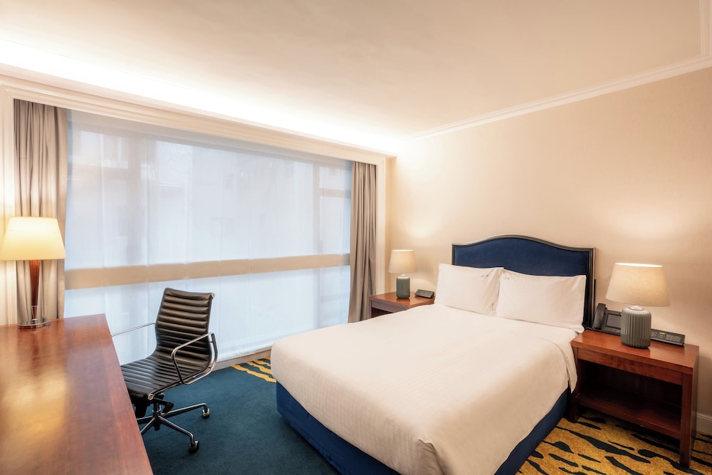 holiday inn golden mile hong kong by ihg