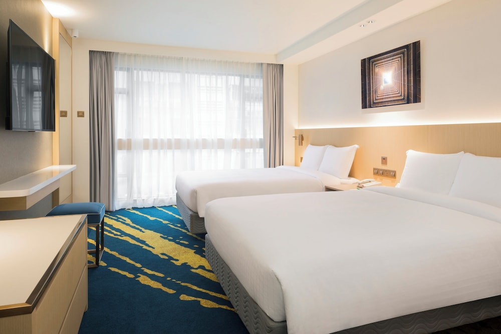 holiday inn golden mile hong kong by ihg