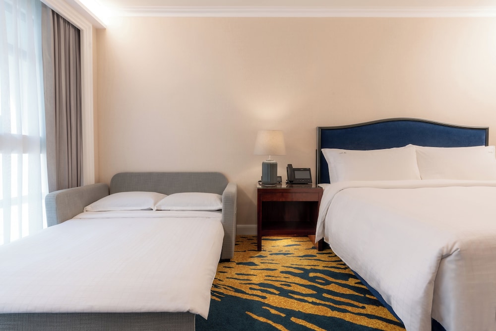holiday inn golden mile hong kong by ihg