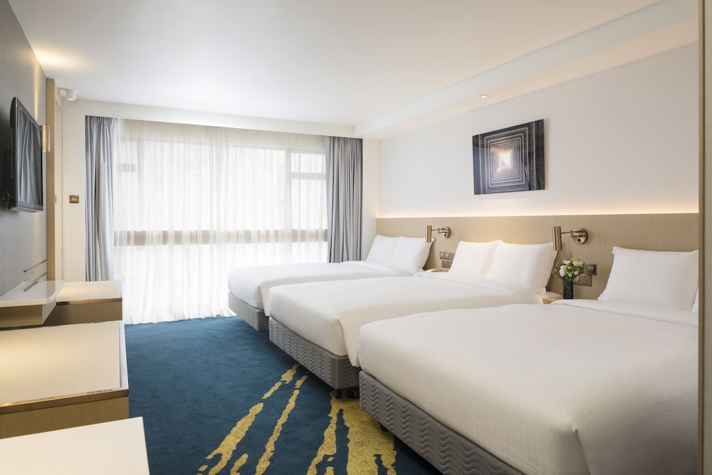 holiday inn golden mile hong kong by ihg