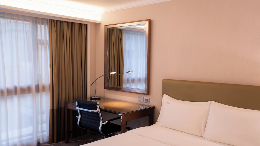 holiday inn golden mile hong kong by ihg