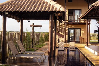 illa blue village