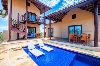 illa blue village