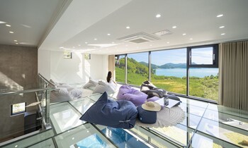 baekya pool villa and kids