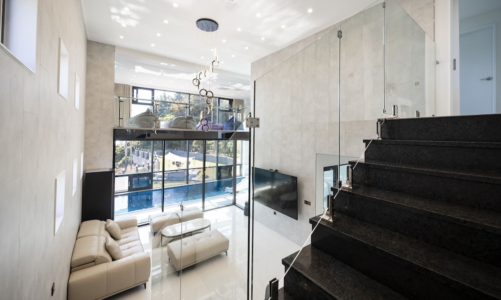 baekya pool villa and kids