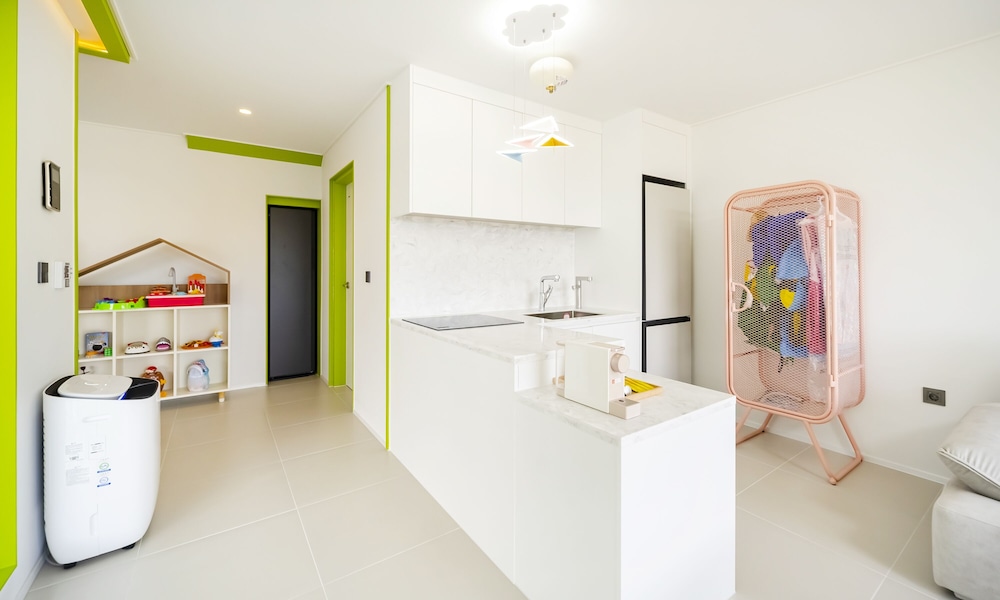 baekya pool villa and kids