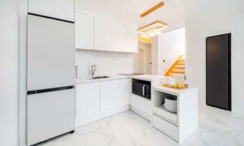 baekya pool villa and kids