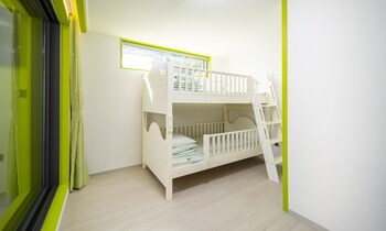 baekya pool villa and kids