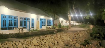 The Village Inn Rua Beach,Wanokaka>>Tambolaka,3 star