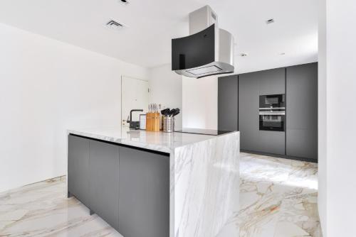 stunning 1br in bahar near jbr beach