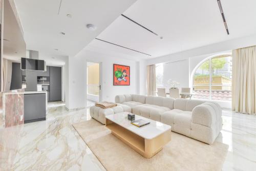 stunning 1br in bahar near jbr beach