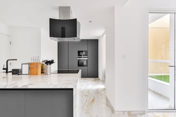 stunning 1br in bahar near jbr beach