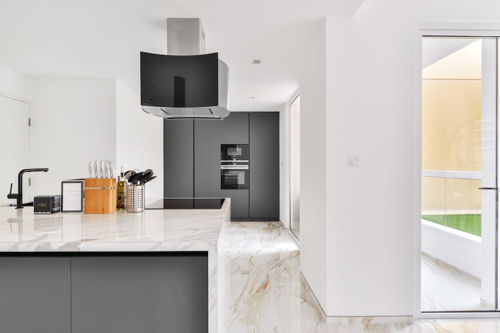 stunning 1br in bahar near jbr beach