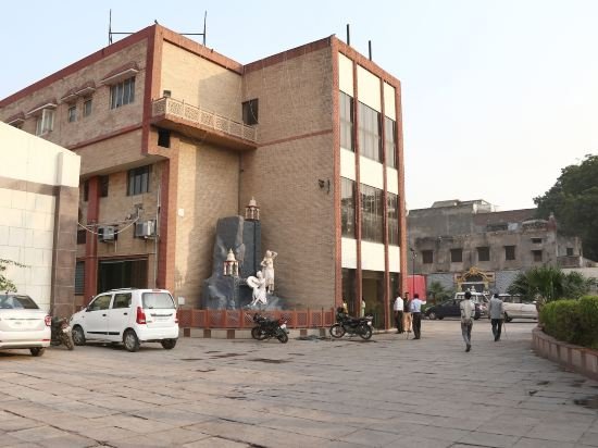 Hotel Mukund Palace,Mathura>>Agra,3 star
