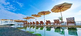 gili beachfront suites