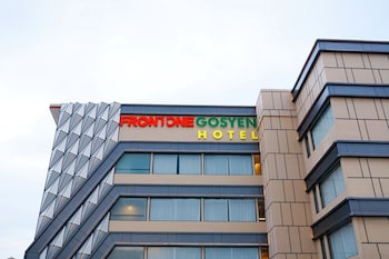 front one gosyen hotel salatiga