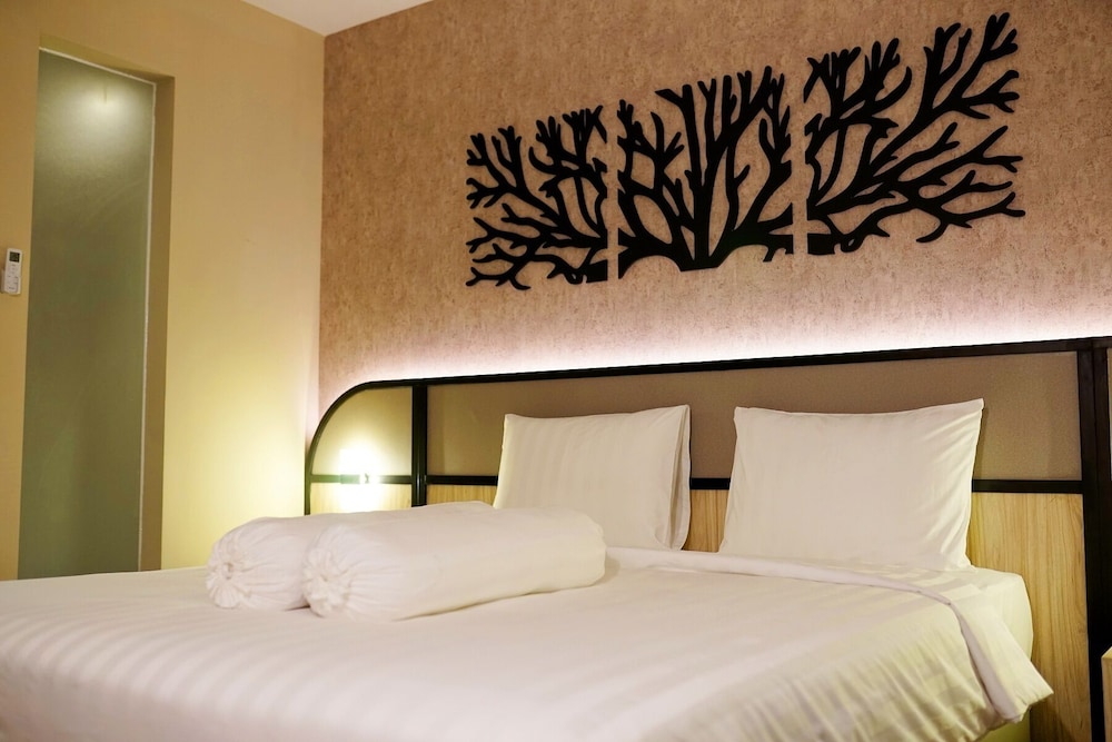front one gosyen hotel salatiga